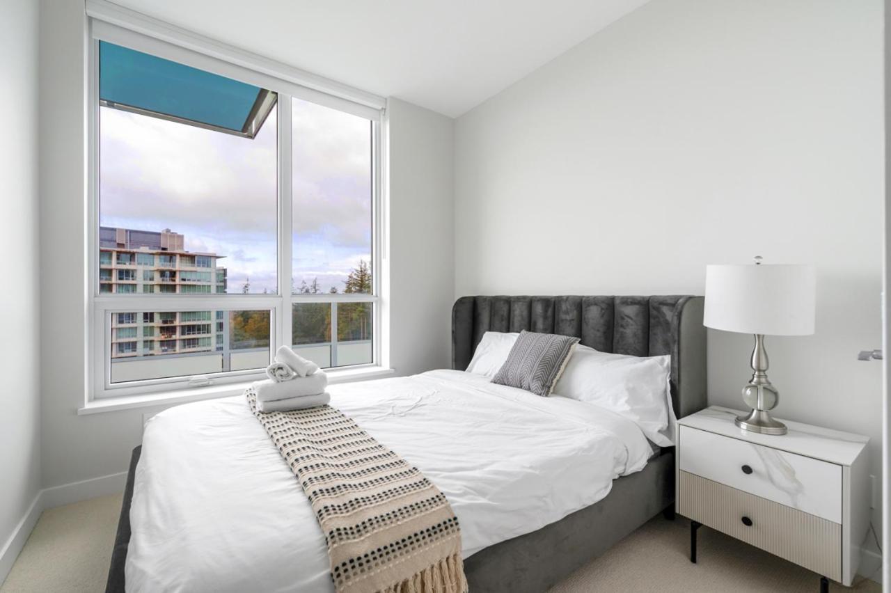 Urban Oasis: Stylish Apartment Retreat At Ubc Vancouver Zewnętrze zdjęcie